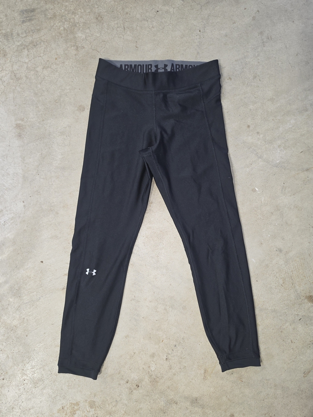 Under Armour HeatGear Compression Leggings – Women’s Medium